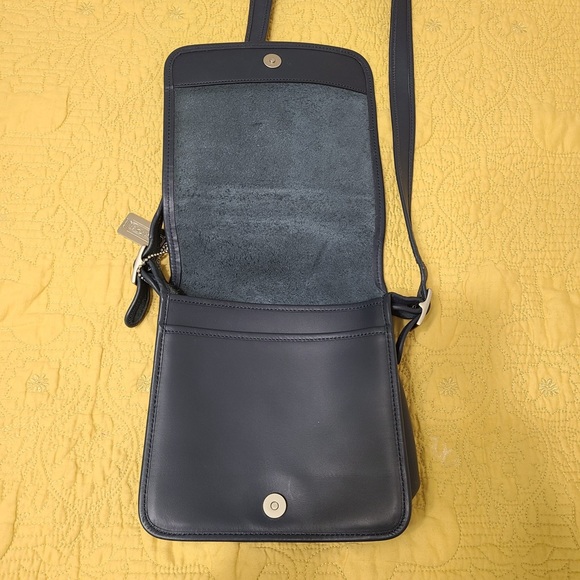 Vintage Coach Bag Legacy Studio Flap Black Purse Crossbody Genuine Leather - Picture 2 of 12